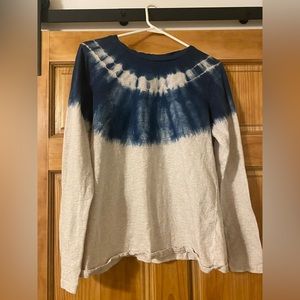 Tie dye blue and white top